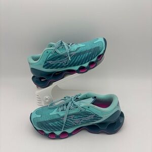 Mizuno Blue and Pink Sneakers Comfortable Sporty Design